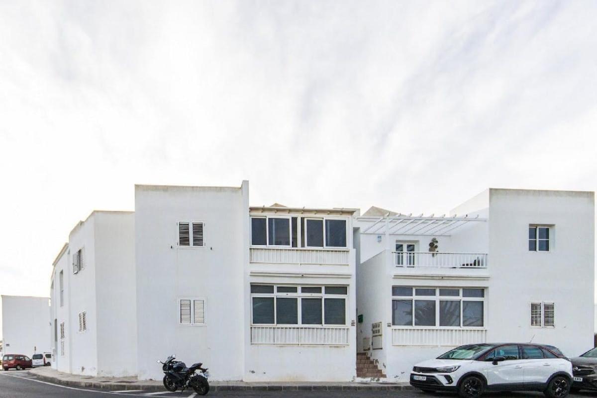 Apartamento Atenea San Bartolome  Exterior photo