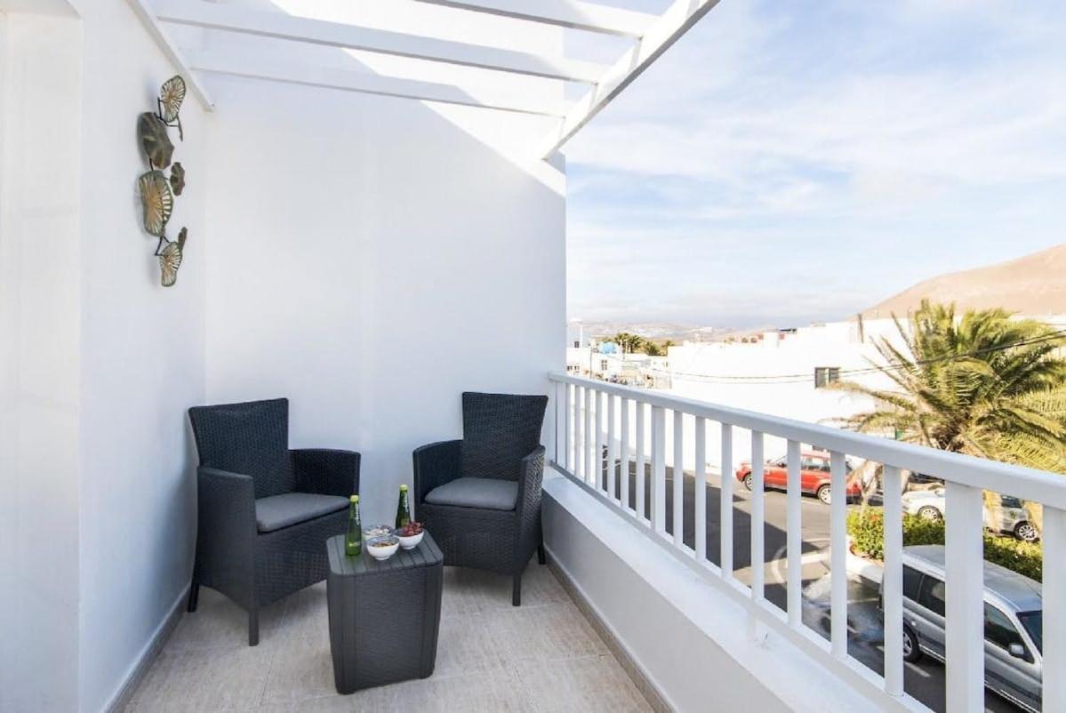 Apartamento Atenea San Bartolome  Exterior photo